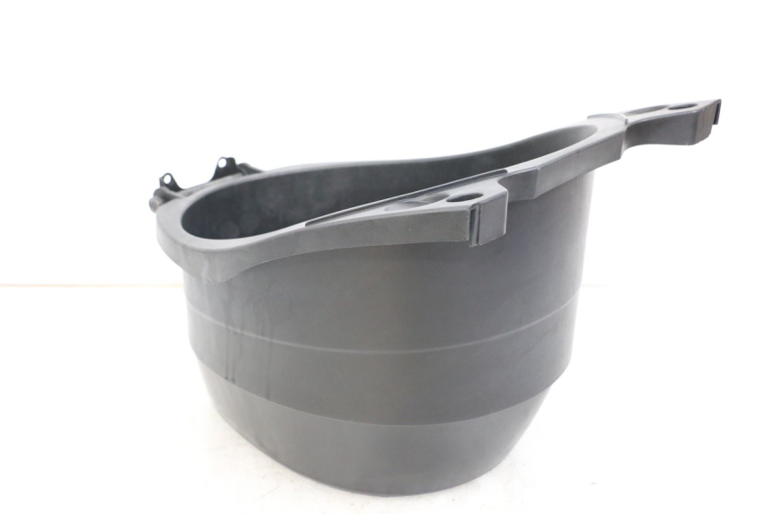 photo de KUFER POD SIEDZENIEM MBK OVETTO ONE 2T 50 (2013 - 2017) - Zoom stanu zużycia