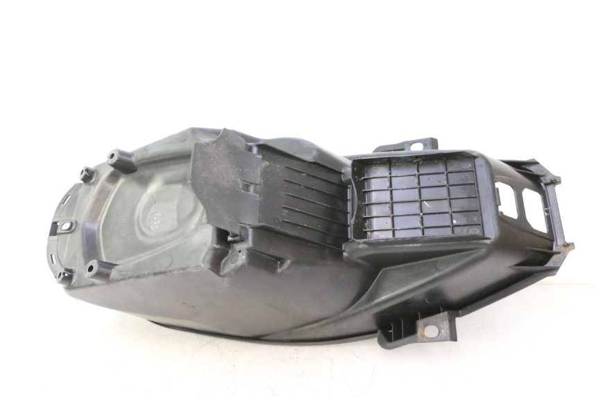photo de KUFER POD SIEDZENIEM HONDA PCX (JF28) 125 (2009 - 2011) - Szczegół części