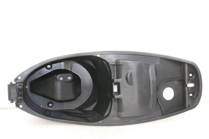 photo de KUFER POD SIEDZENIEM PEUGEOT BELVILLE 125 (2017 - 2021) - Widok główny