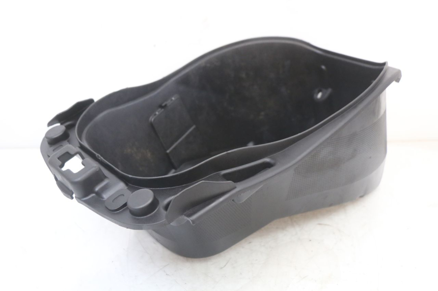 photo de KUFER POD SIEDZENIEM PEUGEOT DJANGO 125 (2014 - 2017) - Inny kąt widzenia