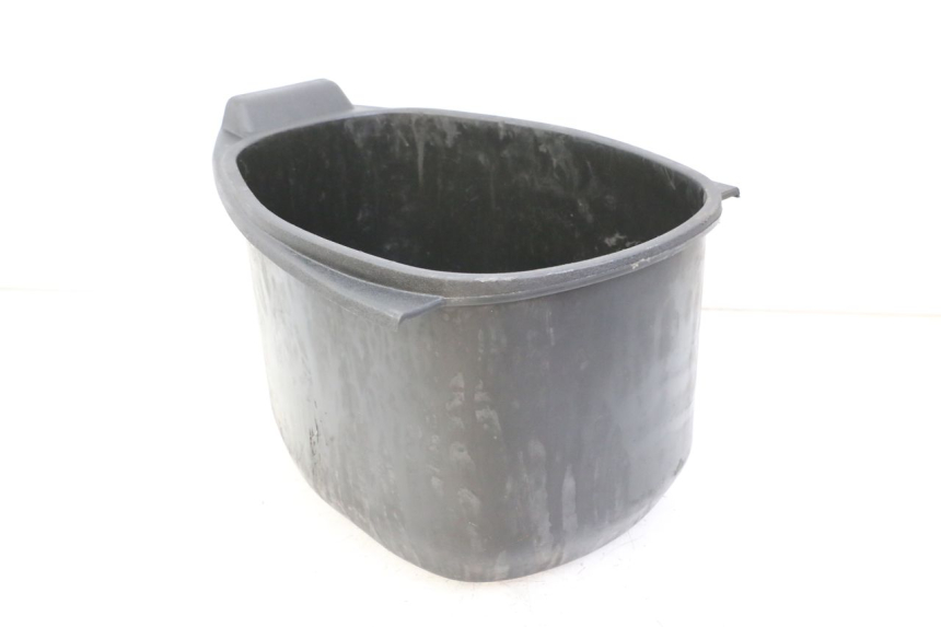 photo de KUFER POD SIEDZENIEM PIAGGIO VESPA S 2T 50 (2007 - 2014) - Inny kąt widzenia