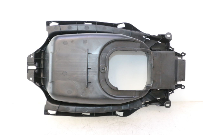 photo de SKRZYNIA SIEDZENIOWA JM MOTORS R-MAX TECH 50 (2024 - 2026) - Zbliżenie techniczne