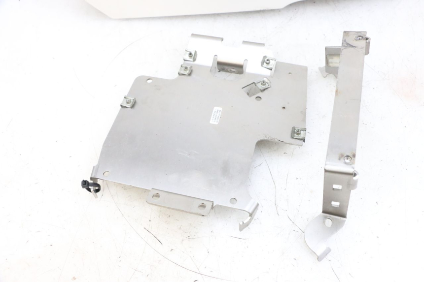 photo de KUFER POD SIEDZENIEM BMW R RT ABS 1200 (2010 - 2014) - Zoom jakości