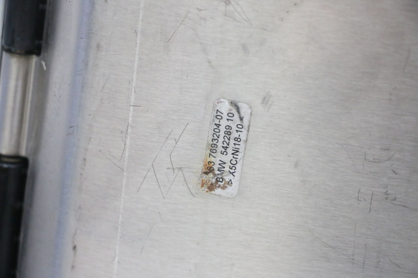 photo de KUFER POD SIEDZENIEM BMW R RT ABS 1200 (2010 - 2014) - Stan powierzchni