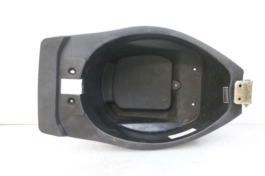 photo de KUFER POD SIEDZENIEM RIDE RACE 2T 50 (2012 - 2017) - Szczegół części