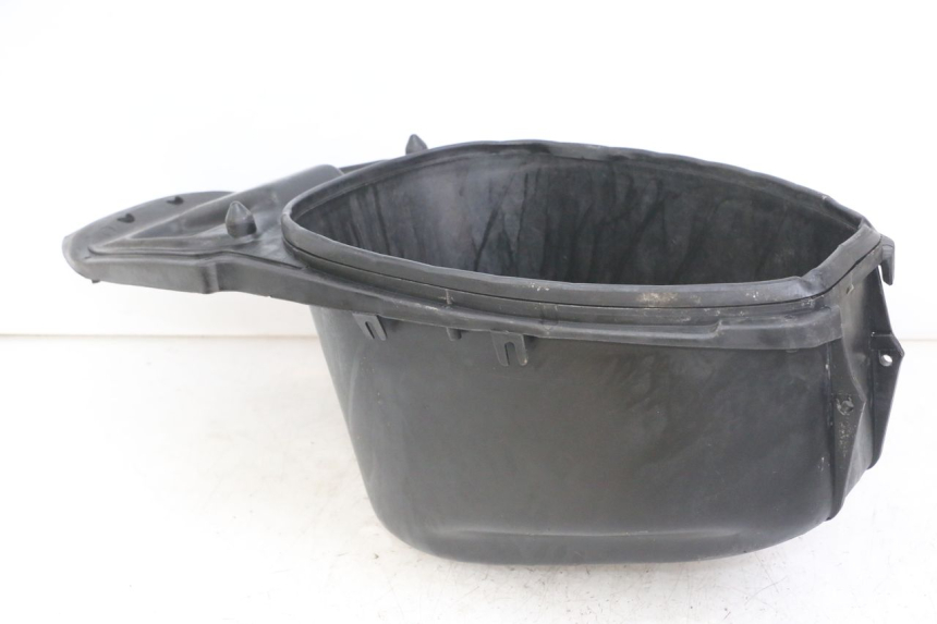 photo de KUFER POD SIEDZENIEM APRILIA RALLY AC 50 (1995 - 2004) - Szczegół części