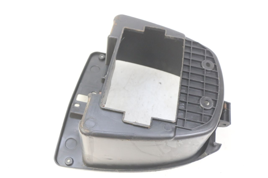 photo de KUFER POD SIEDZENIEM RED ELECTRIC RED E PRO 1 (2017 - 2019) - Szczegół części