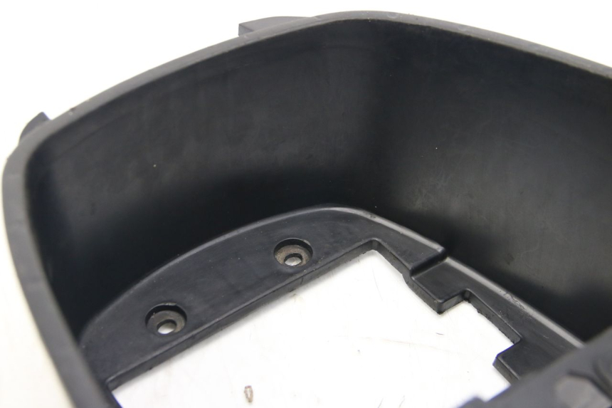 photo de KUFER POD SIEDZENIEM RED ELECTRIC RED E PRO 1 (2017 - 2019) - Zbliżenie komponentów