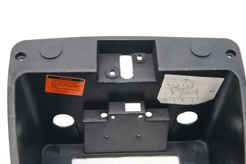 photo de KUFER POD SIEDZENIEM RED ELECTRIC RED E PRO 1 (2017 - 2019) - Inny kąt widzenia