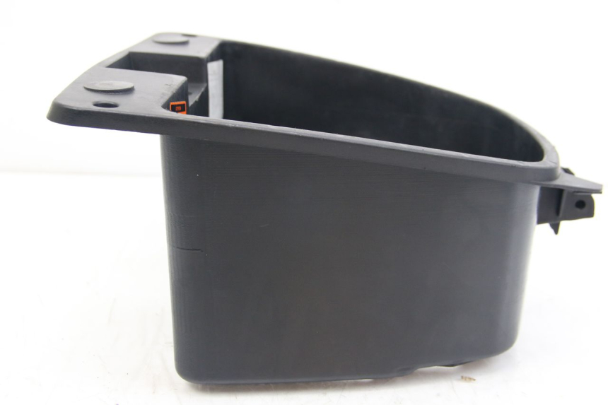 photo de KUFER POD SIEDZENIEM RED ELECTRIC RED E PRO 1 (2017 - 2019) - Oznaczenia i referencje