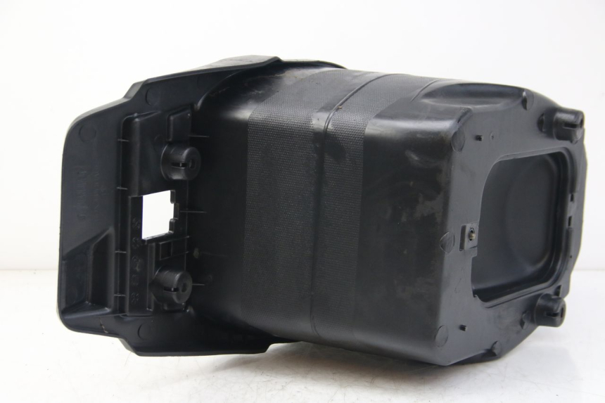 photo de KUFER POD SIEDZENIEM TNT MOTOR ROMA 10' 4T 50 (2019 - 2022) - Szczegół części