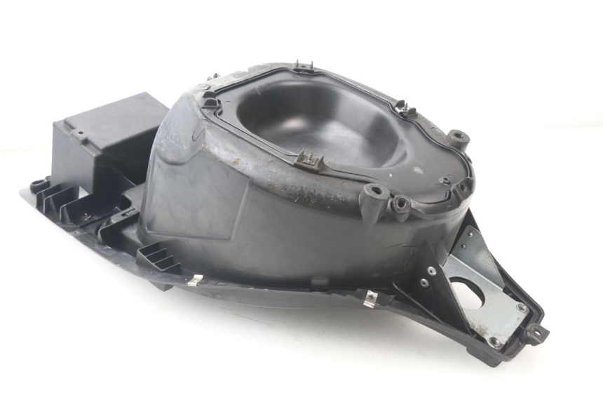 photo de KUFER POD SIEDZENIEM GILERA RUNNER SP 50 (2009 - 2017) - Zoom stanu zużycia