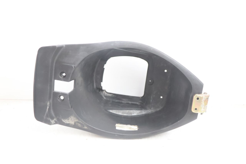 photo de KUFER POD SIEDZENIEM KEEWAY RY6 2T 50 (2011 - 2019) - Zoom stanu zużycia