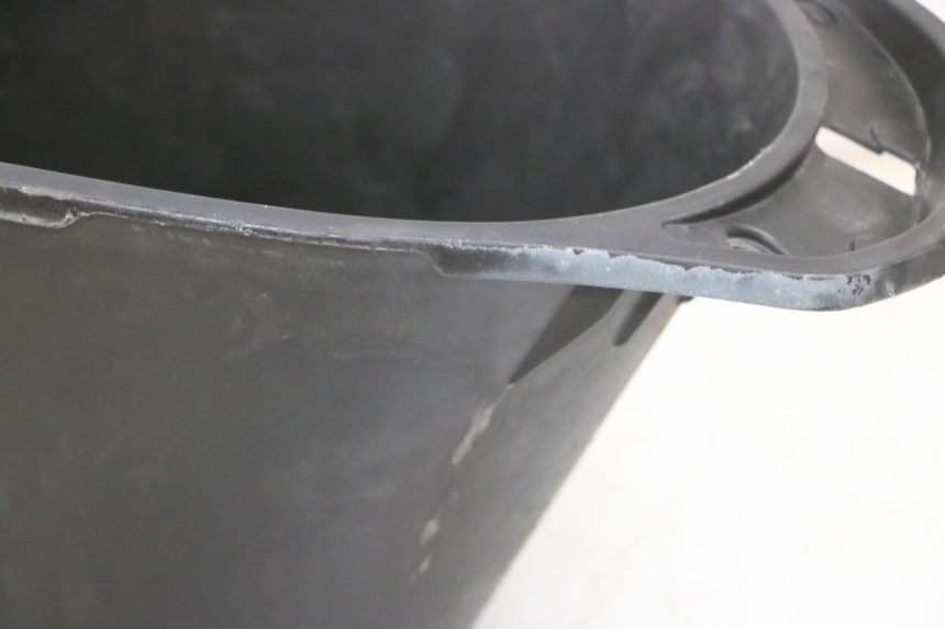 photo de KUFER POD SIEDZENIEM DAELIM S1 125 (2007 - 2016) - Punkty mocowania