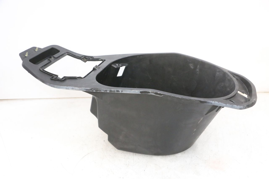 photo de KUFER POD SIEDZENIEM DAELIM S1 125 (2007 - 2016) - Stan powierzchni