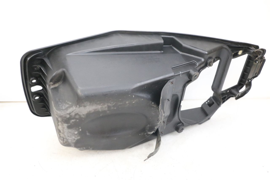 photo de KUFER POD SIEDZENIEM DAELIM S3 125 (2010 - 2017) - Inny kąt widzenia