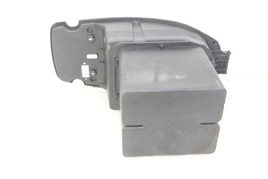 photo de KUFER POD SIEDZENIEM LVNENG S5 1 (2019 - 2023) - Zbliżenie techniczne
