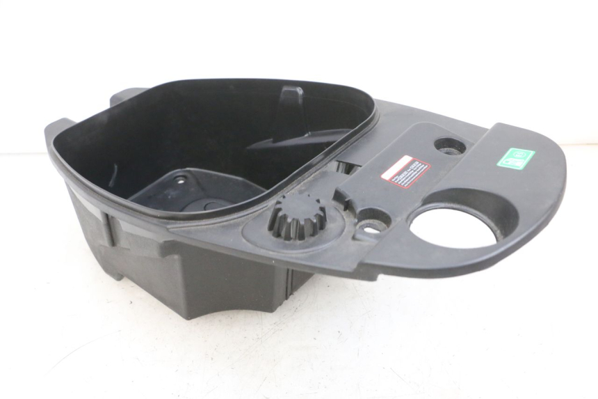 photo de KUFER POD SIEDZENIEM JM MOTORS SANTANA EVO 50 (2024 - 2026) - Zbliżenie techniczne