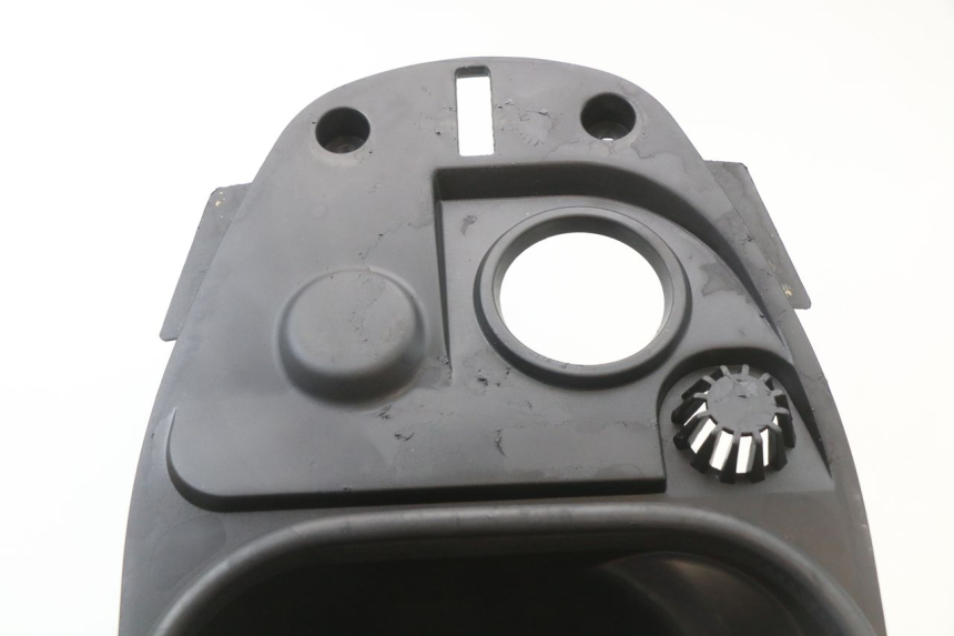 photo de KUFER POD SIEDZENIEM JM MOTORS SANTANA 50 (2014 - 2023) - Zbliżenie techniczne