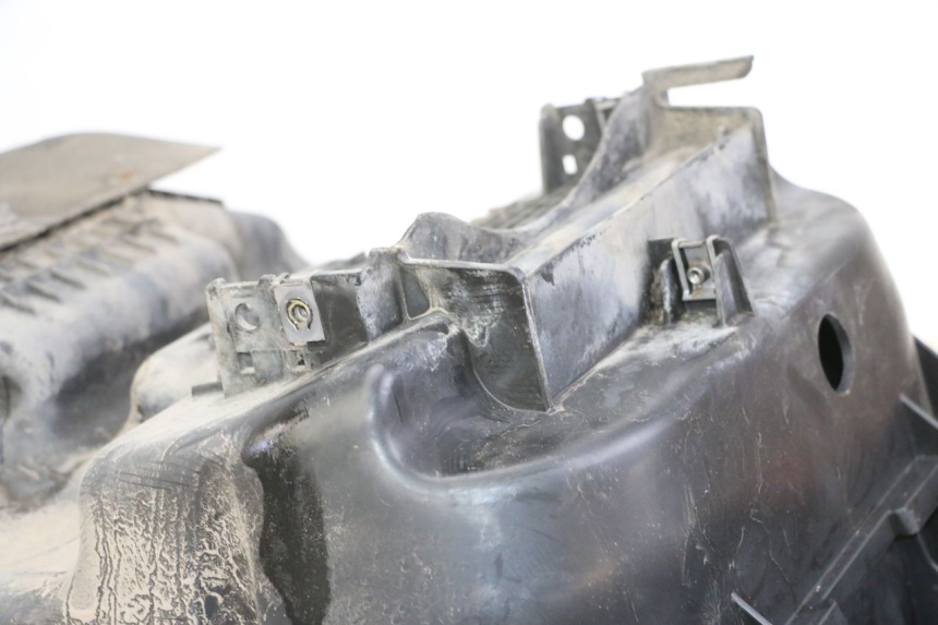 photo de KUFER POD SIEDZENIEM PEUGEOT SATELIS 250 (2006 - 2012) - Inny kąt widzenia