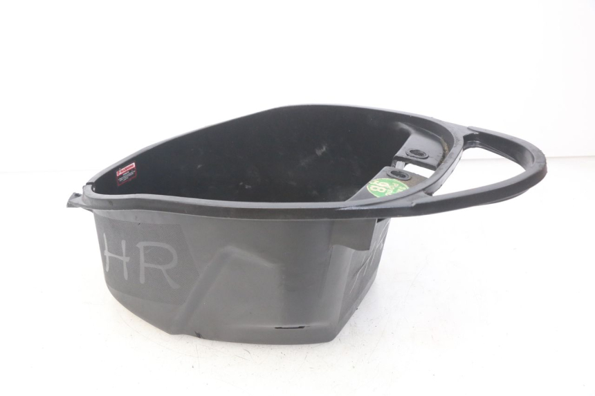 photo de KUFER POD SIEDZENIEM JM MOTORS SC 4T 50 (2012 - 2017) - Inny kąt widzenia