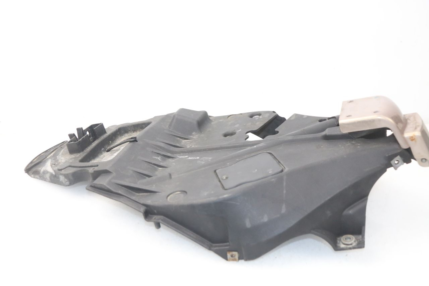 photo de KUFER POD SIEDZENIEM APRILIA SCARABEO GT 125 (1999 - 2007) - Zoom stanu zużycia