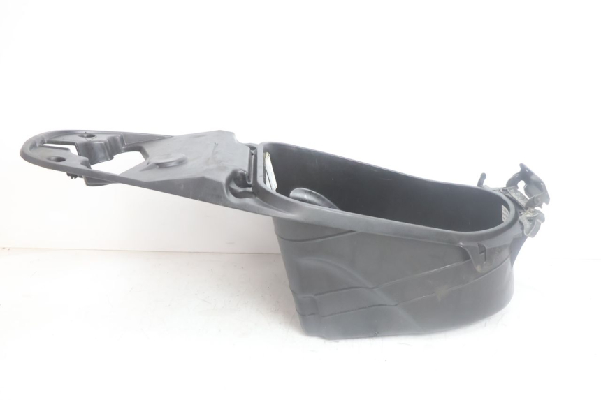 photo de KUFER POD SIEDZENIEM HONDA SCV LEAD 100 (2003 - 2007) - Inny kąt widzenia