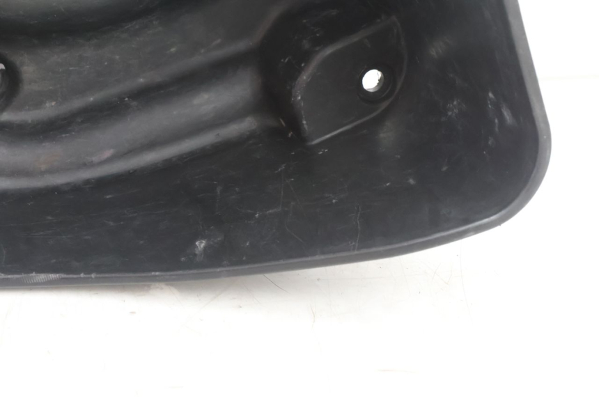 photo de KUFER POD SIEDZENIEM HONDA SH 125 (2001 - 2003) - Stan powierzchni