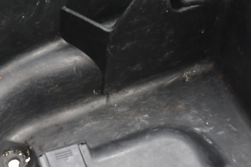 photo de KUFER POD SIEDZENIEM HONDA SH 125 (2001 - 2003) - Część sprawdzona