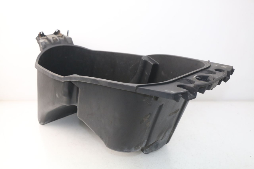 photo de KUFER POD SIEDZENIEM MBK SKYLINER 125 (2004 - 2007) - Widok ogólny