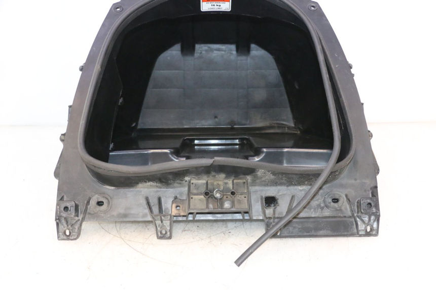 photo de KUFER SIEDZENIOWY CAN-AM SPYDER RS 1000 (2008 - 2012) - Część sprawdzona