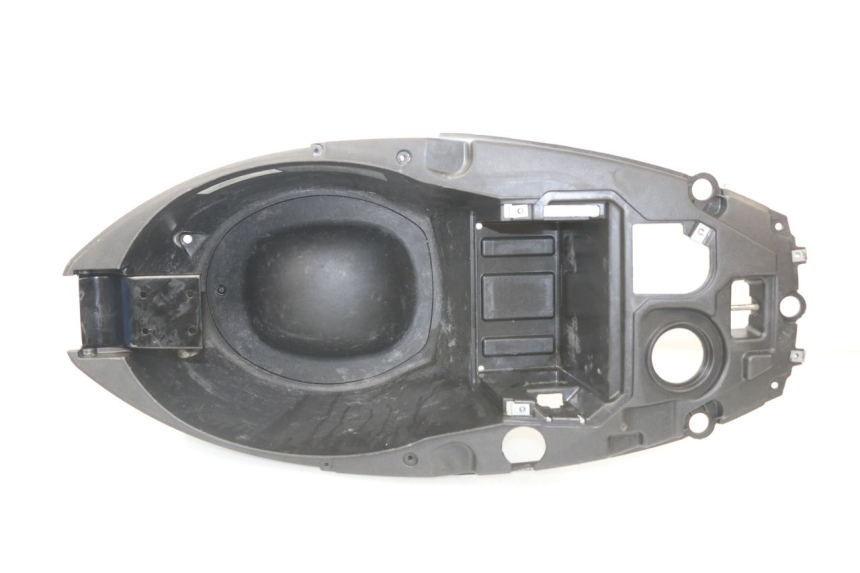 photo de KUFER POD SIEDZENIEM APRILIA SR 2T 50 (2012 - 2017) - Szczegół części