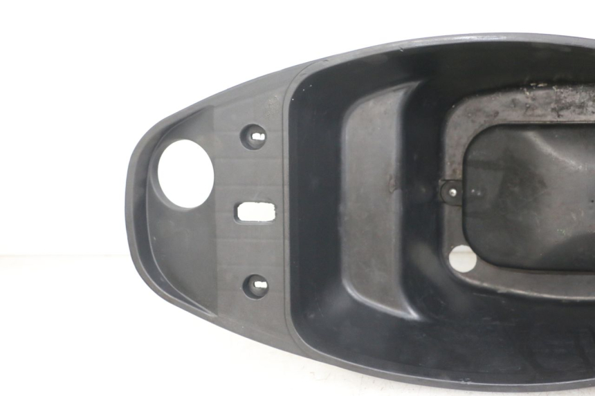 photo de KUFER POD SIEDZENIEM VASTRO STREET X 4T 50 (2016 - 2021) - Inny kąt widzenia