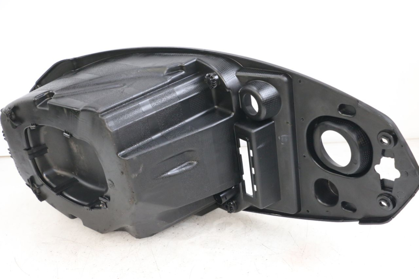 photo de KUFER POD SIEDZENIEM PEUGEOT STREETZONE I 2T 50 (2018 - 2020) - Inny kąt widzenia