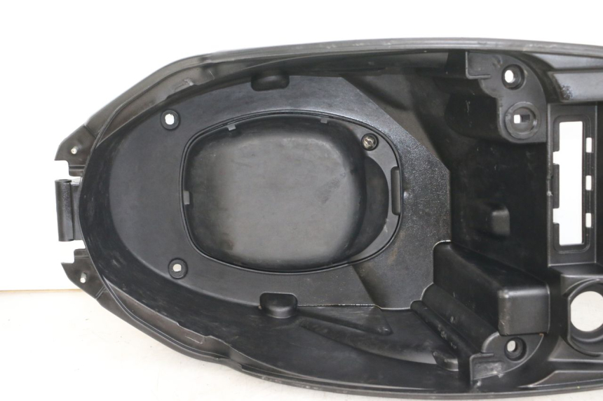 photo de KUFER POD SIEDZENIEM PEUGEOT STREETZONE I 2T 50 (2018 - 2020) - Widok ogólny