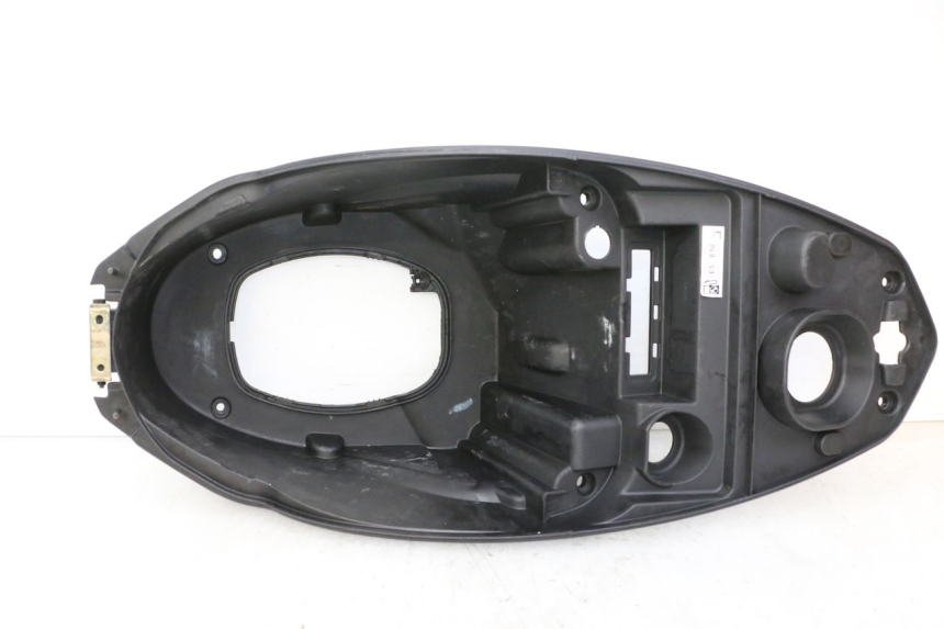 photo de KUFER POD SIEDZENIEM PEUGEOT STREETZONE I NAKED 2T 50 (2018 - 2020) - Widok główny