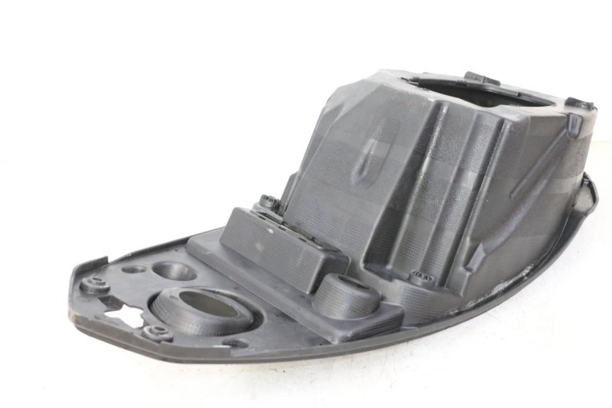 photo de KUFER POD SIEDZENIEM PEUGEOT STREETZONE I NAKED 2T 50 (2018 - 2020) - Zoom stanu zużycia