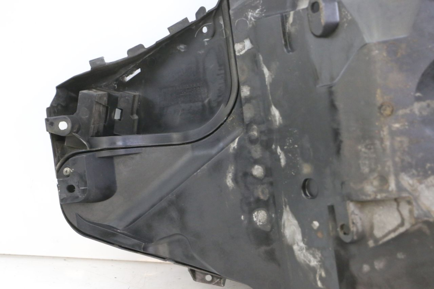 photo de KUFER POD SIEDZENIEM SUZUKI BURGMAN 125 (2015 - 2017) - Widok ogólny