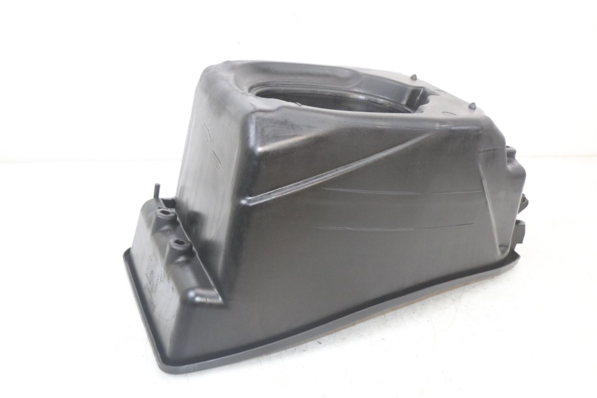 photo de KUFER POD SIEDZENIEM SYM ORBIT 2 4T 50 (2008 - 2017) - Stan powierzchni