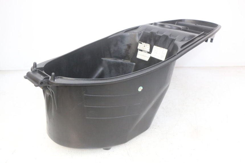 photo de KUFER POD SIEDZENIEM SYM SYMPHONY 125 (2009 - 2015) - Inny kąt widzenia