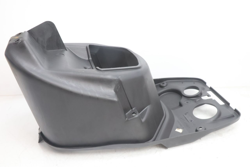 photo de KUFER POD SIEDZENIEM PEUGEOT TKR TREKKER FURIOUS 50 (2005 - 2014) - Zbliżenie techniczne