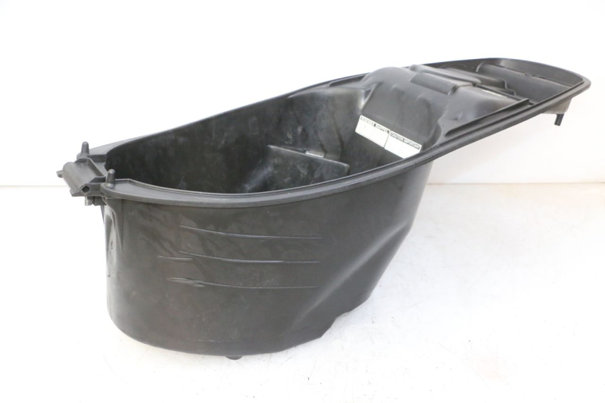 photo de KUFER POD SIEDZENIEM PEUGEOT TWEET 4T 50 (2018 - 2022) - Stan powierzchni