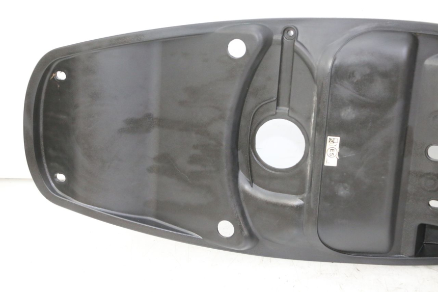 photo de KUFER POD SIEDZENIEM PEUGEOT TWEET PRO CARGO 50 (2018 - 2022) - Punkty mocowania