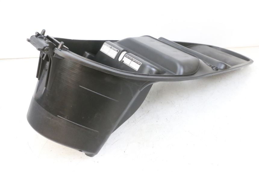 photo de KUFER POD SIEDZENIEM PEUGEOT TWEET PRO EFI 4T 50 (2021 - 2022) - Zbliżenie techniczne