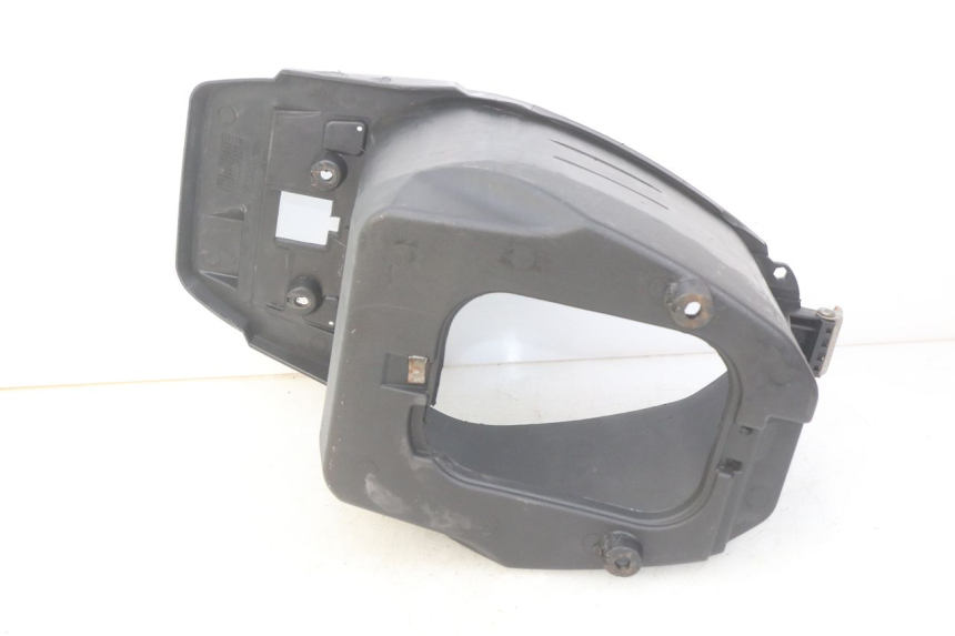 photo de KUFER POD SIEDZENIEM PEUGEOT V-CLIC VCLIC 50 (2007 - 2013) - Szczegół części