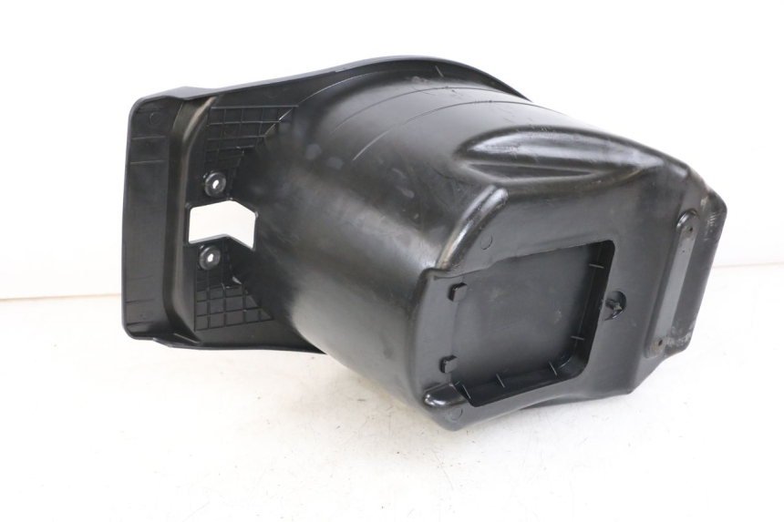 photo de KUFER POD SIEDZENIEM BEELINE VELOCE 4T 50 (2011 - 2020) - Zoom stanu zużycia