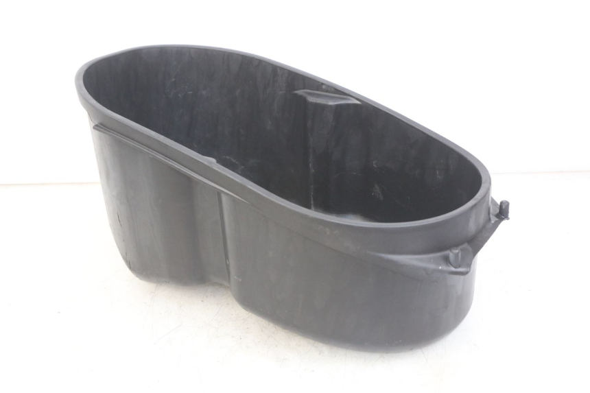 photo de KUFER POD SIEDZENIEM PIAGGIO VESPA GRANTURISMO 125 (2003 - 2007) - Zoom stanu zużycia