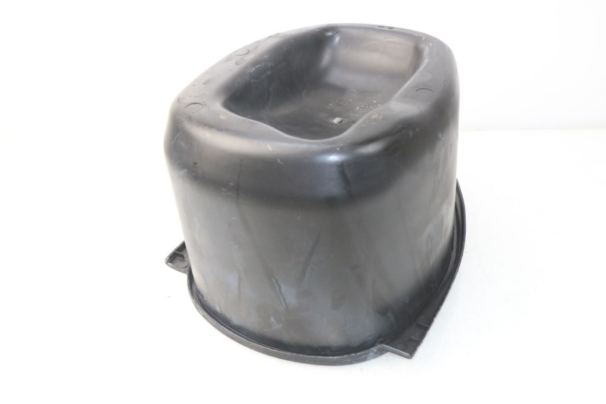photo de KUFER POD SIEDZENIEM PIAGGIO VESPA LX IE 125 (2010 - 2012) - Szczegół części