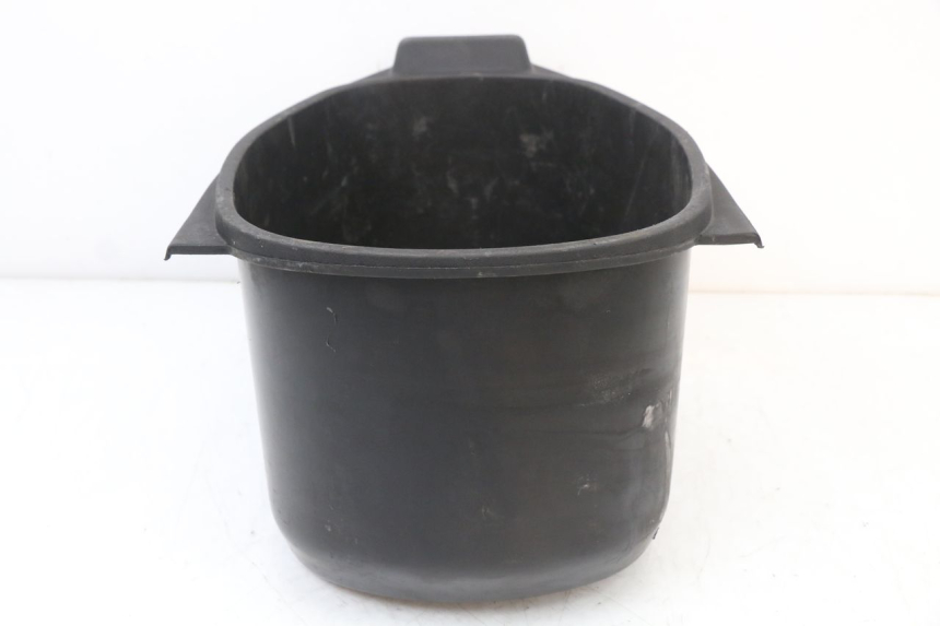 photo de KUFER POD SIEDZENIEM PIAGGIO VESPA S 2T 50 (2007 - 2014) - Zbliżenie techniczne