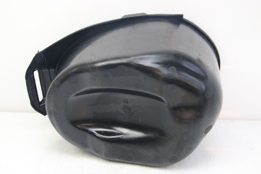 photo de KUFER POD SIEDZENIEM PIAGGIO VESPA SPRINT 2T 50 (2014 - 2018) - Szczegół części